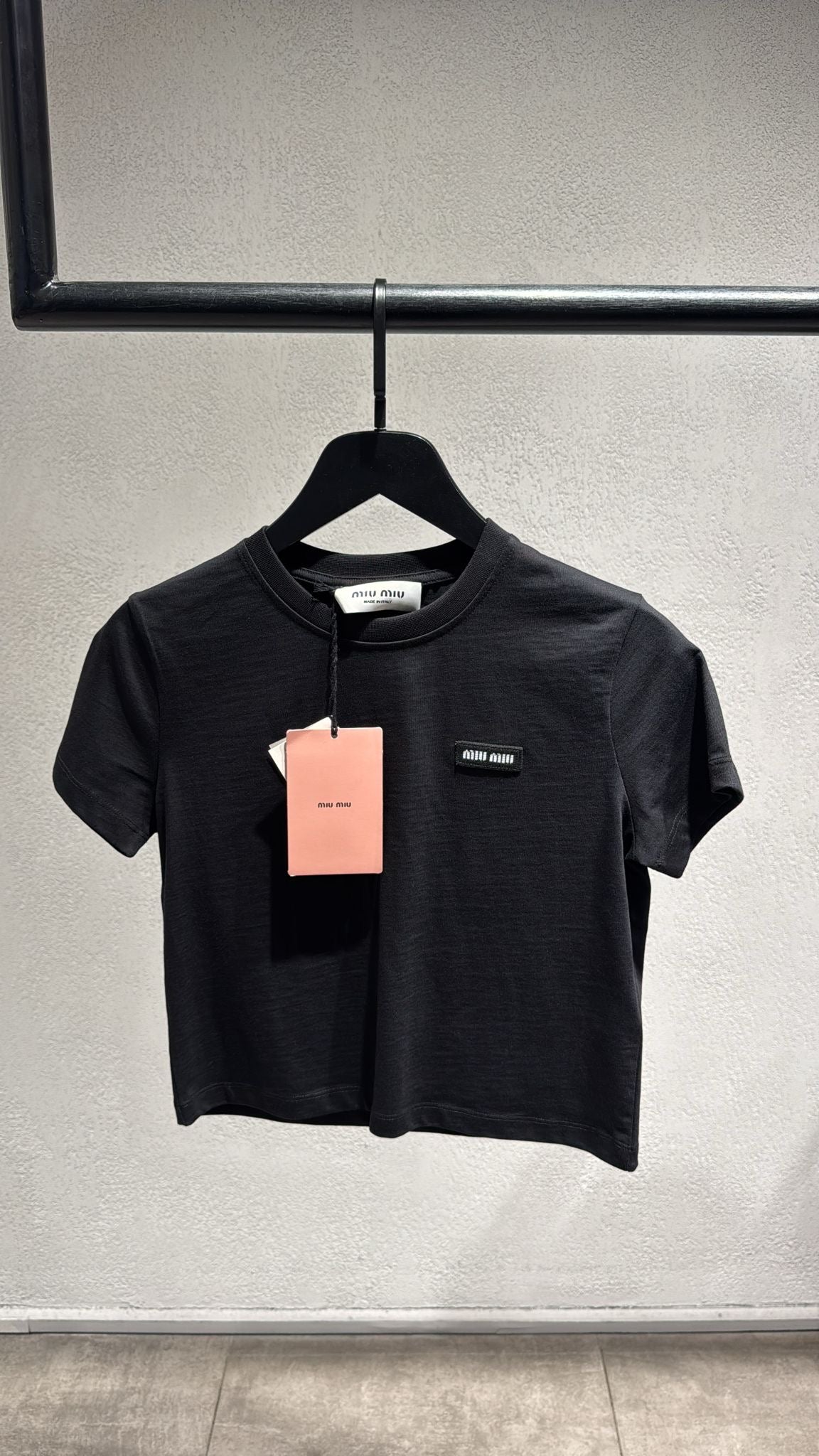 Premium Women's Regular Fit Cropped T Shirt - Black/White