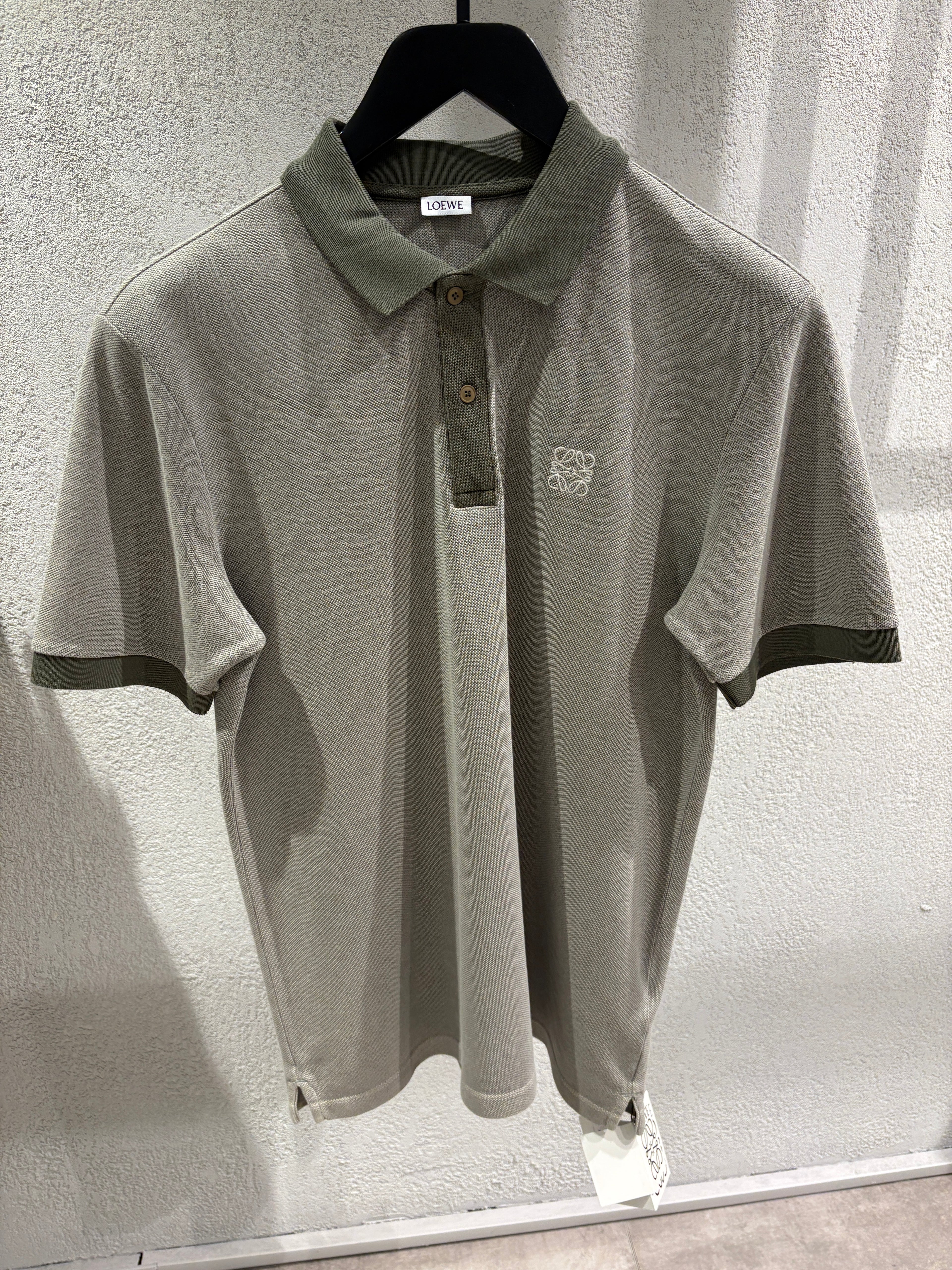 Loe Premium Anagram Polo