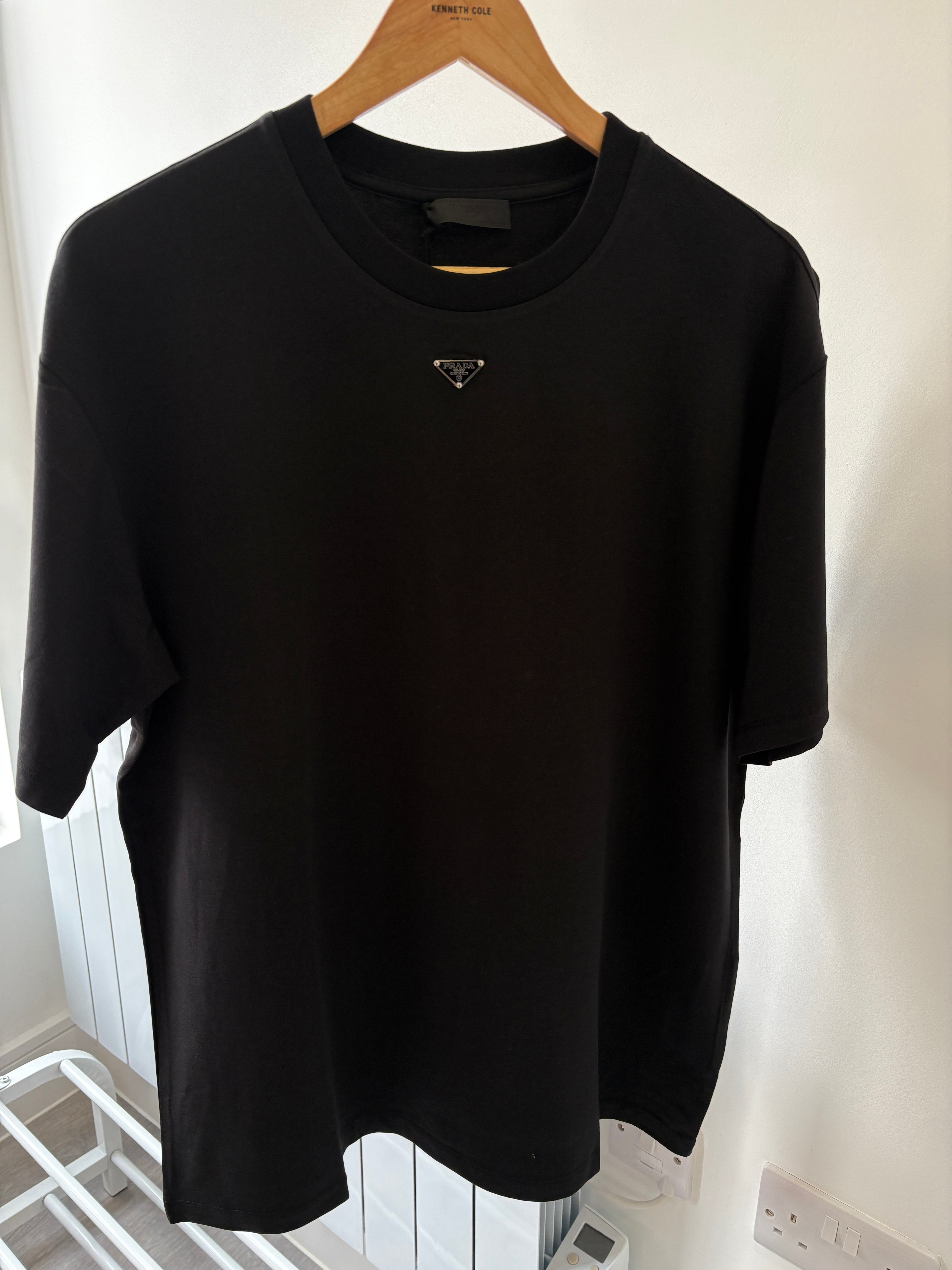 Prad Premium Triangle Tee