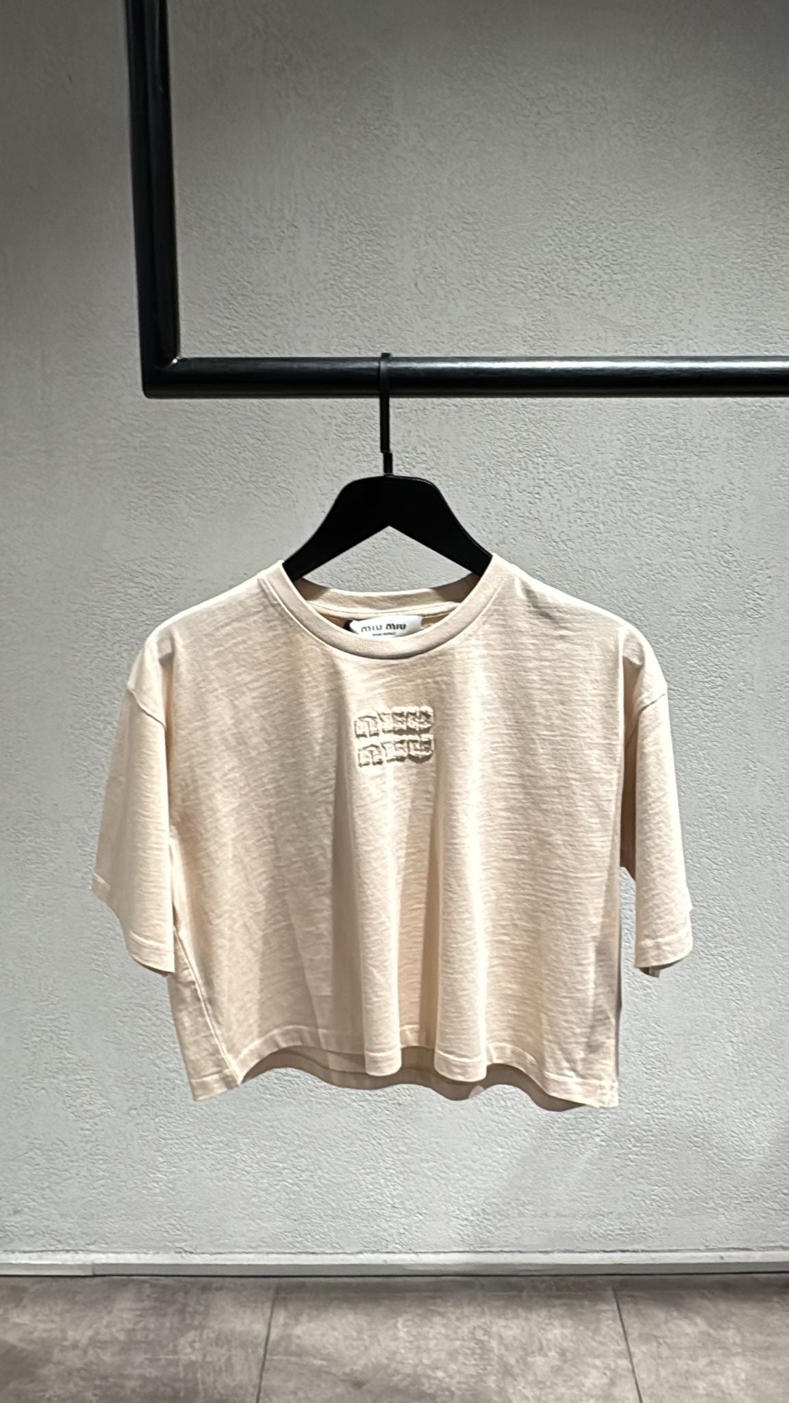 Miu Premium Cropped Logo Tee